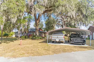 1175 Cr 463B, Lake Panasoffkee, FL 33538 - Photo 34
