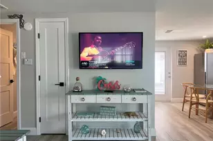 6154 Midnight Pass Rd, Sarasota, FL 34242 - Photo 4