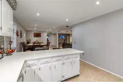 2013 Marilyn Avenue, Winter Haven, FL 33881 - Photo 10