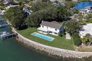 218 Colony Point Rd S, Saint Petersburg, FL 33705 - Photo 58