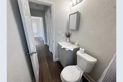 3927 6th Street S, Saint Petersburg, FL 33705 - Photo 10