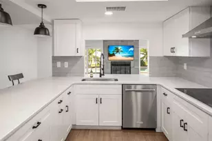 1869 Marla Ct, Dunedin, FL 34698 - Photo 12