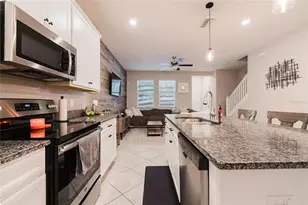 6625 Citrus Creek Ln, Tampa, FL 33625 - Photo 4