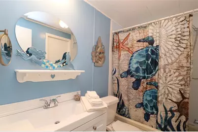 107 E Saint Johns Way, Apollo Beach, FL 33572 - Photo 12