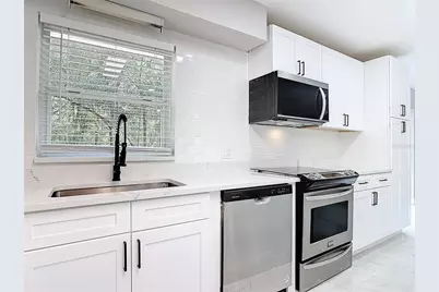 31440 Prestwick Avenue, Sorrento, FL 32776 - Photo 10