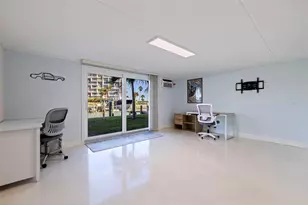 12592 N Capri Circle, Treasure Island, FL 33706 - Photo 24