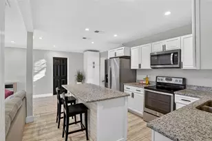 6319 16th St N, Saint Petersburg, FL 33702 - Photo 10