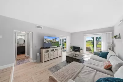 6260 Sun Boulevard #4, Saint Petersburg, FL 33715 - Photo 4