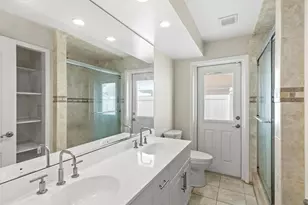 450 Palm Island NE, Clearwater Beach, FL 33767 - Photo 20