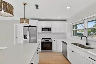 8110 Macoma Dr NE, Saint Petersburg, FL 33702 - Photo 26