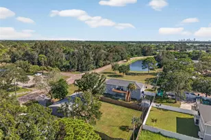 8110 Macoma Dr NE, Saint Petersburg, FL 33702 - Photo 46