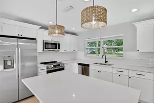 8110 Macoma Dr NE, Saint Petersburg, FL 33702 - Photo 24