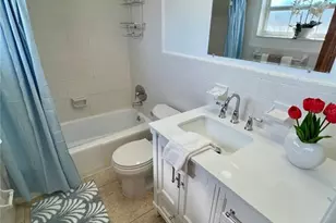 11315 3rd St E, Treasure Island, FL 33706 - Photo 12