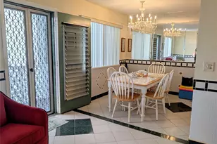 8055 112th St, Seminole, FL 33772 - Photo 6