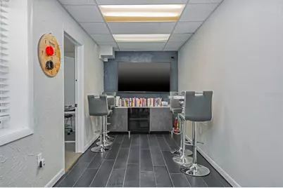 3848 Central Avenue, Saint Petersburg, FL 33711 - Photo 18