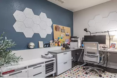 3848 Central Avenue, Saint Petersburg, FL 33711 - Photo 14