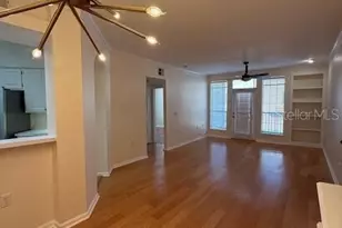 2212 Bay Club Cir, Tampa, FL 33607 - Photo 8