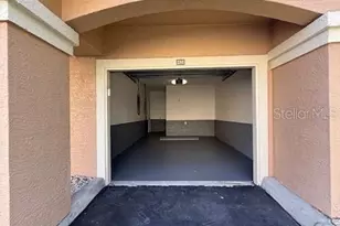 2212 Bay Club Cir, Tampa, FL 33607 - Photo 4