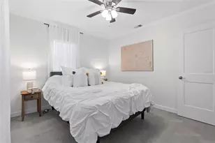 326 50th Ave N, Saint Petersburg, FL 33703 - Photo 12