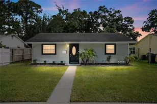 326 50th Ave N, Saint Petersburg, FL 33703 - Photo 2