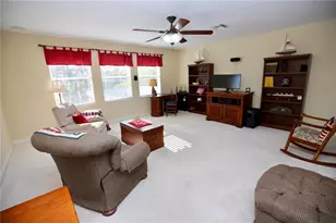 19822 Prince Benjamin Dr, Lutz, FL 33549 - Photo 34