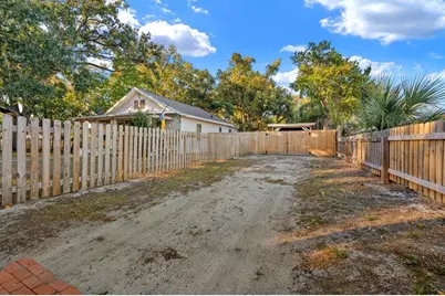 806 E Lambright Street, Tampa, FL 33604 - Photo 28