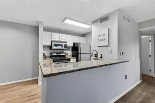 115 112th Ave NE, Saint Petersburg, FL 33716 - Photo 8