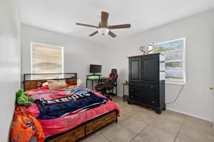 15536 Bristol Cir E, Clearwater, FL 33764 - Photo 12