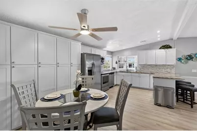 537 La Playa Circle, North Port, FL 34287 - Photo 6