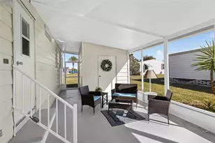 537 La Playa Cir, North Port, FL 34287 - Photo 4