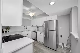 1401 Gulf Blvd, Clearwater, FL 33767 - Photo 10