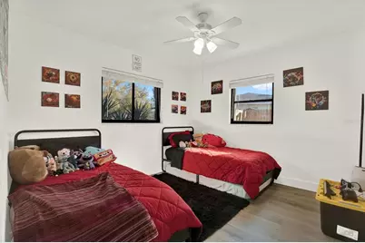 6060 39th Avenue N, Saint Petersburg, FL 33709 - Photo 16