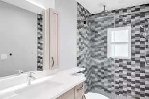 2220 E Vina Del Mar Blvd, Saint Pete Beach, FL 33706 - Photo 38