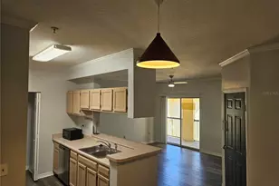 5620 Pinnacle Heights Cir, Tampa, FL 33624 - Photo 12