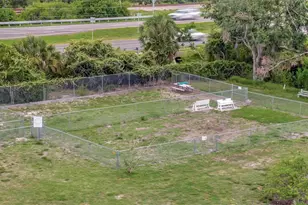 106 N St George Cir, Apollo Beach, FL 33572 - Photo 40