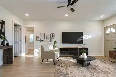 1621 25th Avenue S, Saint Petersburg, FL 33712 - Photo 4