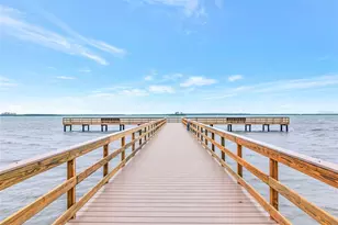 634 Edgewater Dr, Dunedin, FL 34698 - Photo 2