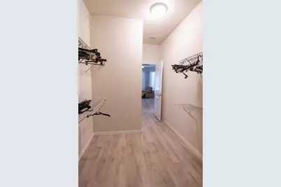 8000 Olive Brook Drive, Wesley Chapel, FL 33545 - Photo 22