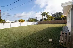 1129 39th Ave NE, Saint Petersburg, FL 33703 - Photo 24