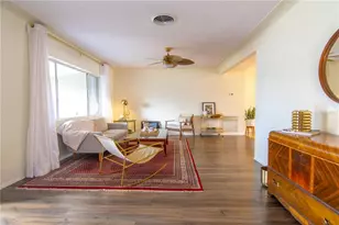 1129 39th Ave NE, Saint Petersburg, FL 33703 - Photo 4