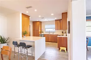 1129 39th Ave NE, Saint Petersburg, FL 33703 - Photo 12