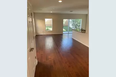 1827 Sommarie Way, Tarpon Springs, FL 34689 - Photo 4