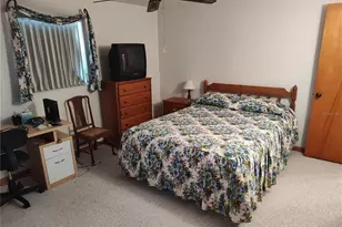 38247 3rd Ave, Zephyrhills, FL 33542 - Photo 10