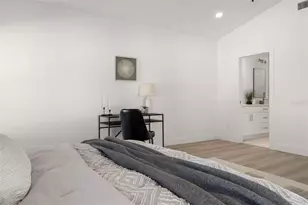 7211 Orpine Dr N, Saint Petersburg, FL 33702 - Photo 30