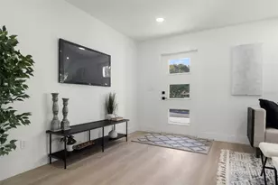 7211 Orpine Dr N, Saint Petersburg, FL 33702 - Photo 34