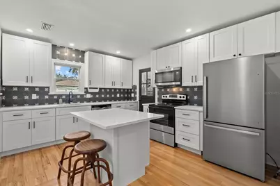 753 16th Avenue S, Saint Petersburg, FL 33701 - Photo 8