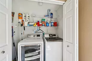 705 Tilbury Ct, Sun City Center, FL 33573 - Photo 12