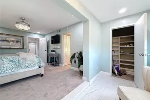7321 Central Ave, Saint Petersburg, FL 33710 - Photo 18
