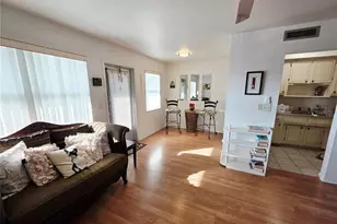 5945 21st St N, Saint Petersburg, FL 33714 - Photo 4
