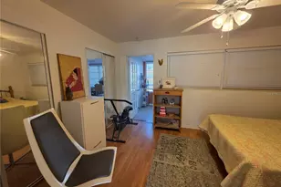 5945 21st St N, Saint Petersburg, FL 33714 - Photo 10